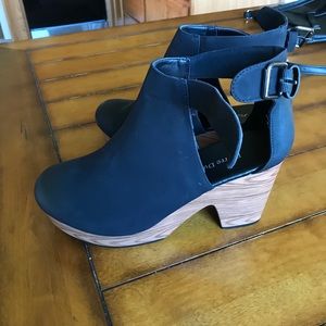 Brand new Pierre dumas booties